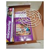 Microcrisp Microwave Browning Kit with Cookbook