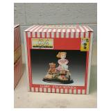 Gift Collection Boy and Girl Figurine Set