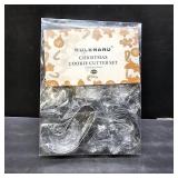 Large Christmas Cookie Cutters - 6 Pcs 4 Inch Holiday Cookie Cutter - Christmas Tree, Santa Hat, Snowflake, Gingerbread Men, Snowman and Candy Cane Shapes Cookie Molds for Winter Holiday DIY Baking