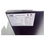 Arctic King beverage cooler model ARV115XAST 32.5x19x17.5