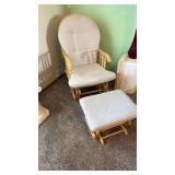 Rocker glider 39x24x26 seat 16 with matching foot stool 13x20x16