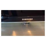Samsung LED 55in tv model 6400 with remotes works