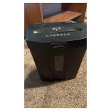 Fellows paper shredder 15x13