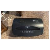 Fellows paper shredder 15x13