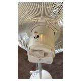 Lasko oscillating pedestal fan 53 tall