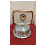 Vintage metal tray and cake pan