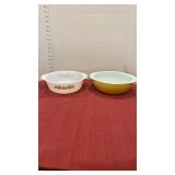 Vintage Fire King and Pyrex bowls
