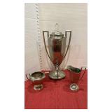 Vintage Universal electric percolator with service pieces