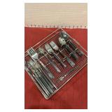 Continental flatware set with organizer