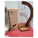 Pampered Chef bread tube, banana stand, cookware