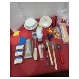 RoboTwist can opener and other kitchen items