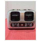 GE 4 slice toaster.