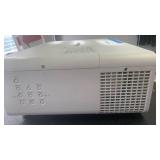 Panasonic PT-EZ570U LCD Projector *tested ITR80