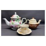 Floral Patterned Tea Pots (Approximately 2 Cup and 1 Cup) Sculpted Daffodil Decoration Cup and Saucer