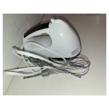 Showvigor Electric Hand mixer - 7 Adjustable Speed 180W Handheld Mixer Electric Whisk with 5 Stainless Steel Accessories, Turbo Boost/Self-Control Speed + Eject Button Food Beater for Cakes Eggs