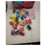 ONEHAUS Valentines Day Cards - 24Pcs Car Valentines Cards With Cute Crayon for School Class Gift Exchange, Perfect Valentines Day Gift Cards for Classroom