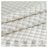 $46 Velvet Quilt Set King Size - All-Season Bedding with 2 Shams