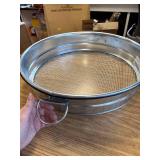 19" Extra Large Soil Sifter with Handles, 1/4" Mesh