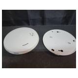 First Alert SM210, 10-Year Sealed Battery Smoke Alarm with Slim Profile Design, 1-Pack