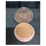 e.l.f. Halo Glow Powder Filter, Ultra-fine Finishing Powder, Smooths The Look of Pores & Fine Lines, Creates A Soft-Focus Glow, Vegan & Cruelty-Free, Deep Neutral