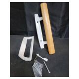 Prime-Line C 1204 Sliding Glass Door Handle Set Replace Old or Damaged Door Handles Quickly and Easily White Diecast, Mortise/Hook Style, Fits 3-15/16 In. Hole Spacing (1 Set)