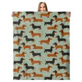 Dachshund Pattern Blanket - Plush, Soft, Comfy, Lightweight, Warm, Fuzzy, Cozy Flannel Throw Blanket for Couch, Travel, Bed, Office, Outdoor - 50inx60in