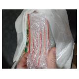 Potchen 6 Pcs Christmas Salad Plates Set 8 Green Leaf Wreath Christmas Ceramic Dessert Appetizer Dinner Snacks Plates Decorative Winter Holiday Tableware Gift for Party Table Kitchen Decorations