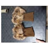 LA CARRIE Women Faux Fur Plush Leg Warmers Short Furry Fuzzy Leg Cuffs Girls Winter Knitted Boot(Raccoon)