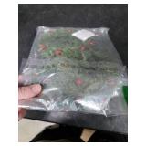 Lystaii 10pcs Christmas Candle Rings Red Artificial Berry Candle Rings with Grass Mini Christmas Wreath for Pillar Candle Christmas Holiday Table Decorations Rustic Wedding Table Centerpiece (Medium)