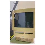 Apple Macintosh Performa 575 Computer