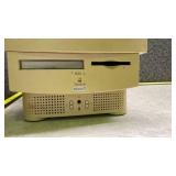 Apple Macintosh Performa 575 Computer