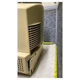 Apple Macintosh Performa 575 Computer