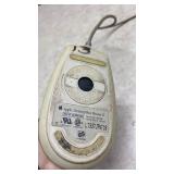 3 Apple ADB Mouse M2706