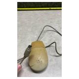 2 Apple Desktop Bus Mouse G5431