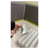 Norweed White Plastic containers - bulk lot