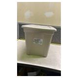 Sterilite 10 Gallon Storage Container