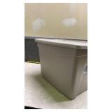 Sterilite 10 Gallon Storage Container
