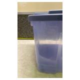 Rubbermaid Storage Container