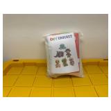 BOLDNOVA Beginners Crochet Kit Crochet Animal Kit for Beginners Kids, Adults, Craft Knitting Crocheting Kits with Step-by-Step Video Tutorials (Grey)