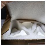 Ceramic Ghost Decor, 3Pcs Light Up Ghosts for Indoor Halloween Decorations, Battery Powered White Mini Ghost Figurines with LED for Spooky Halloween, Home Tabletop Shelf Centerpieces