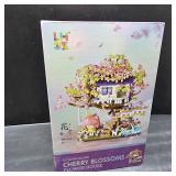 Cherry Blossom Treehouse Building Block Set, Japanese Sakura Flower House Model Kit, Micro Building Blocks Construction Toy