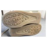 Mukluk Style Suede Boots with Rabbit Fur Trim, Wedge Heel Size 6 minimal wear