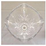 VINTAGE MIKASA 10 INCH HEAVY CRYSTAL VASE