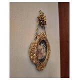ORNATE VINTAGE STYLE GOLD BAROQUE OVAL WALL HANGING