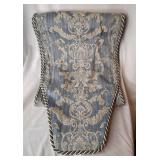 BLUE AND CREAM ORNATE STYLE RUNNER WITH BLUE FLORAL VASE & FLORAL ARRANGEMENT & HUMMING BIRD ACCENT STEM