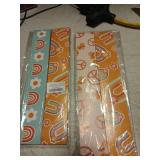 Retro Peace and Flower Pattern Bulletin Board Boarder