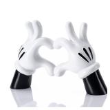 FelyHos Cartoon Heart Hands Resin Statue Modern Home Decor Accents Love Finger Sculpture Room Decor Accessories Black White - Retail: $646