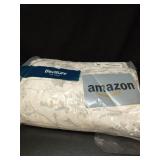 Bedsure Flannel Velvet Duvet Cover Queen Size, Ultra Soft Breathable Fluffy Fleece Bedding Set, All Season Cozy Floral Duvet Cover with Zipper Closure, 3 Pieces Set, Cream White - Retail: $64