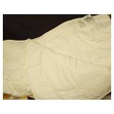 DWR Luxury Feather Down Fiber Comforter Oversized King Size, Ultra-Soft Egyptian Cotton-Blend Fabric, High FP Medium Weight for All Season Hotel Style Fluffy Duvet Insert with Ties (120\"x98\", White)