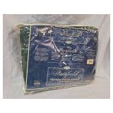 Fairfield Premium Green Acrylic Blanket TWIN